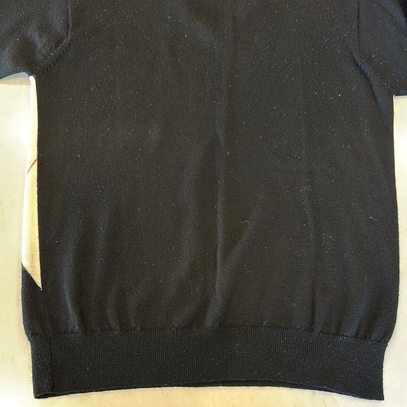 Fred Perry Black and Cream V-Neck Sweater - Picture 5 of 5